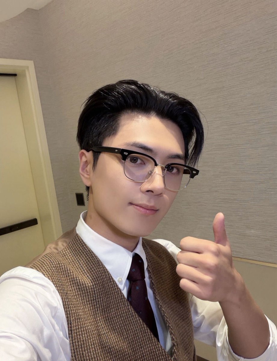 allrounderjjong's tweet photo. @enjayversemain @ENHYPEN @ENHYPEN_members Missing jay so much. 🥹

#ENHYPEN_JAY #JAY #엔하이픈_제이 #제이 #ジェイ https://t.co/MGHDqkpoIB
