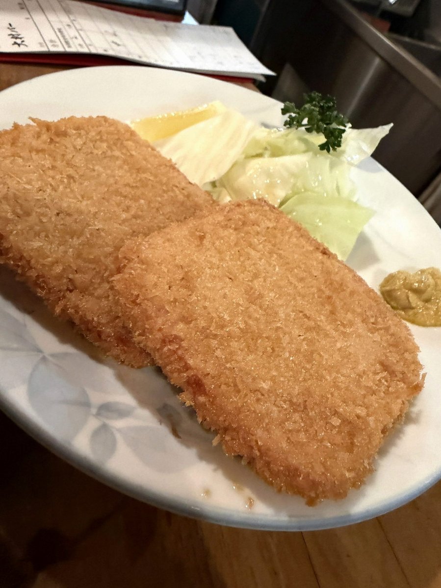 agabimendes's tweet photo. 高齢者でこれだけの発症予防効果があるのは凄いよなあ。
科学の勝利なんだけど、一般の人にはほとんど知られていない。
これも福島県の風評加害や処理水の問題と同じで、サイエンスコミュニケーションの失敗だ。 https://t.co/0sZryn7ssq