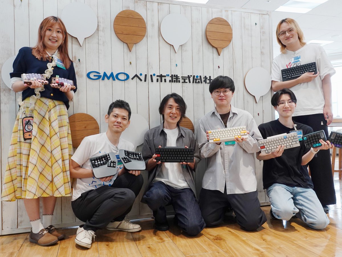 PFU_HHKB's tweet photo. GMOペパボ(@pepabo)さんのエンジニア6名にインタビュー⌨️

HHKBを長年愛用する方から、自作キーボードを設計する方まで。それぞれの仕事への向き合い方や、奥深いキーボード愛に迫りました。
https://t.co/1GjfcIycQ3 https://t.co/vpOTwwBj4u