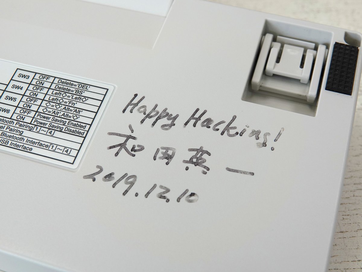 PFU_HHKB's tweet photo. GMOペパボ(@pepabo)さんのエンジニア6名にインタビュー⌨️

HHKBを長年愛用する方から、自作キーボードを設計する方まで。それぞれの仕事への向き合い方や、奥深いキーボード愛に迫りました。
https://t.co/1GjfcIycQ3 https://t.co/vpOTwwBj4u
