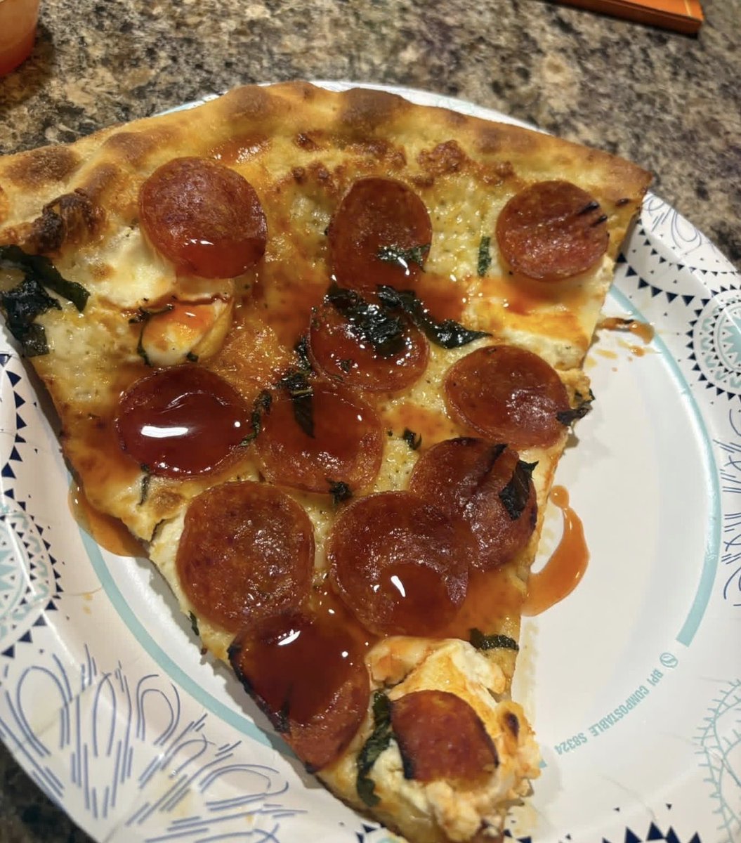 FoodPleaser tweet picture
