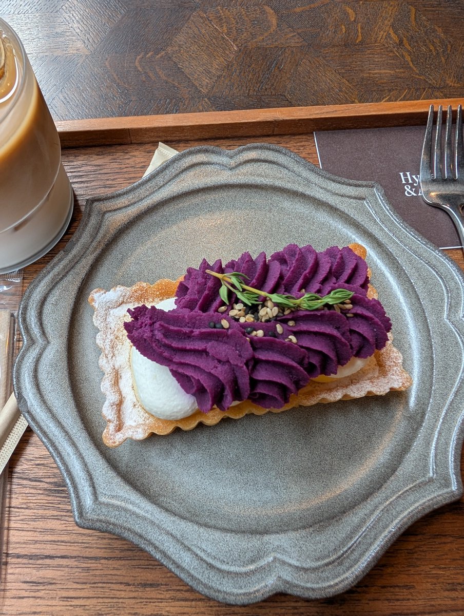 sakuratan089's tweet photo. 大好物のハイド&amp;アウェイのタルト🥧❤️
私これ大好きなの😍😍😍✨

大阪神戸京都名古屋にしかないよ🥰🫶
紅芋タルトめっちゃうまい😍 https://t.co/GkDDj1y6dO