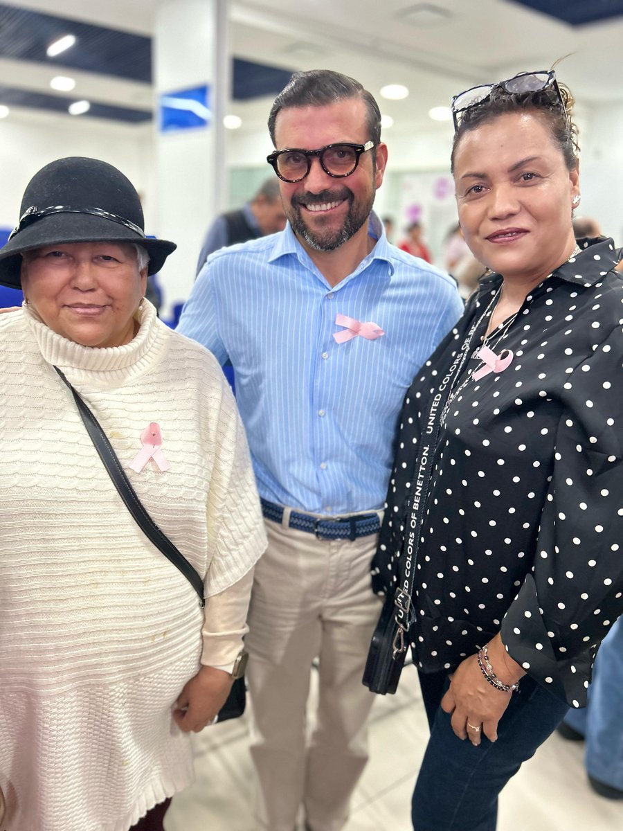 davidnovoatosca's tweet photo. Un gusto acompañar a mi amiga  @JaredGonzalezMX en su informe de actividades en el @panleonmx. Se nota el esfuerzo, la dedicación y el compromiso por seguir trabajando por las familias leonesas. ¡Enhorabuena, Jared! 👏🏻

#León #Guanajuato #DavidNovoa https://t.co/Dg3AeGFKlQ