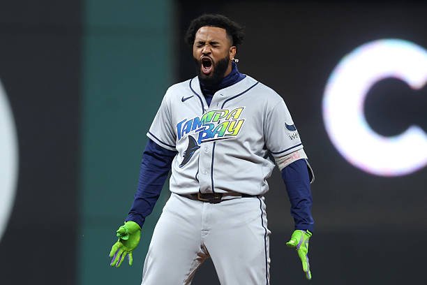 PatrocloPicks's tweet photo. Para los que realmente aman y le saben al béisbol saben que se viene una Serie Mundial muy infravalorada

No tiene el atractivo en nombres, pero en cuanto a calidad, vamos a tener el mejor béisbol 

Ambos equipos con sembrado número 1, literalmente son los que más lo merecían https://t.co/EGxblioLWt
