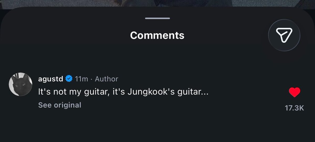 forjungkookv's tweet photo. yoongi is playing jungkook guitar, OMG 😭😭😭, ITS JUNGKOOK’S GUITAR 😭😭😭😭😭 https://t.co/j1DvngMAVT
