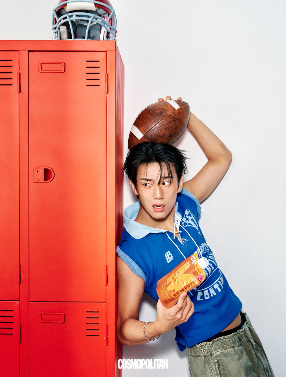 cosmokorea's tweet photo. 보기만 해도 득근되는 조합! 피원하모니 인탁과 맥플랜이 함께한 디지털 화보를 공개합니다🏉 럭비부터 복싱, 축구까지 각기 다른 스포츠맨으로 변신한 인탁에게 찰떡같이 어울리는 쉐이크를 매칭해 봤어요. 맥 식이섬유를 담아 더욱 특별한 단백질 쉐이크부터 간편하게 즐길 수 있는 맥플랜 드링크까지! 취향과 라이프스타일에 맞춰 다양하게 즐길 수 있는 맥플랜을 만나보세요.

🔗https://t.co/DrxJovMmzz

#제작비지원 #P1Harmony #인탁 #맥플랜쉐이크 #MAC식이섬유 #MACPLAN #피원하모니 #INTAK #피원하모니인탁 #황인탁 #코스모폴리탄 @P1H_official @CJWellcare