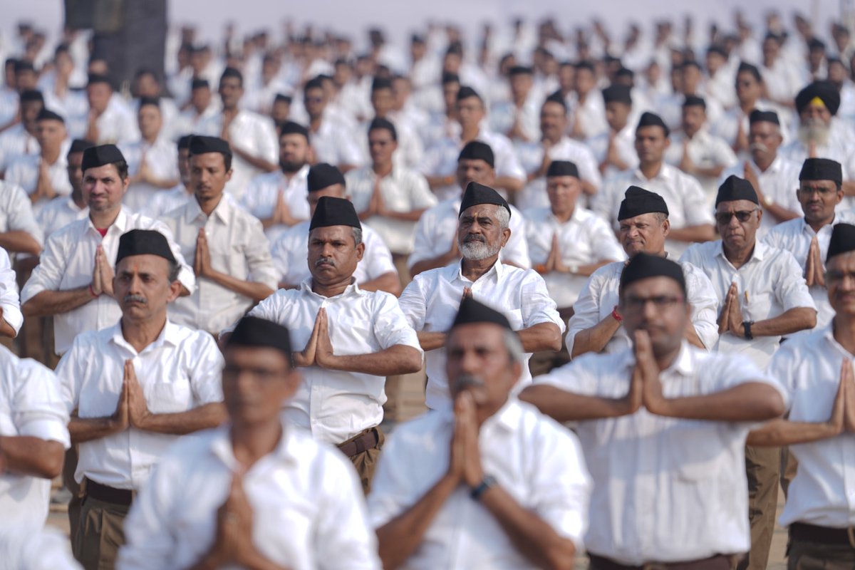 RSSorg's tweet photo. A glimpse of the demonstrations held on the occasion of RSS #Vijayadashami at Nagpur. https://t.co/rQX03zHdbo