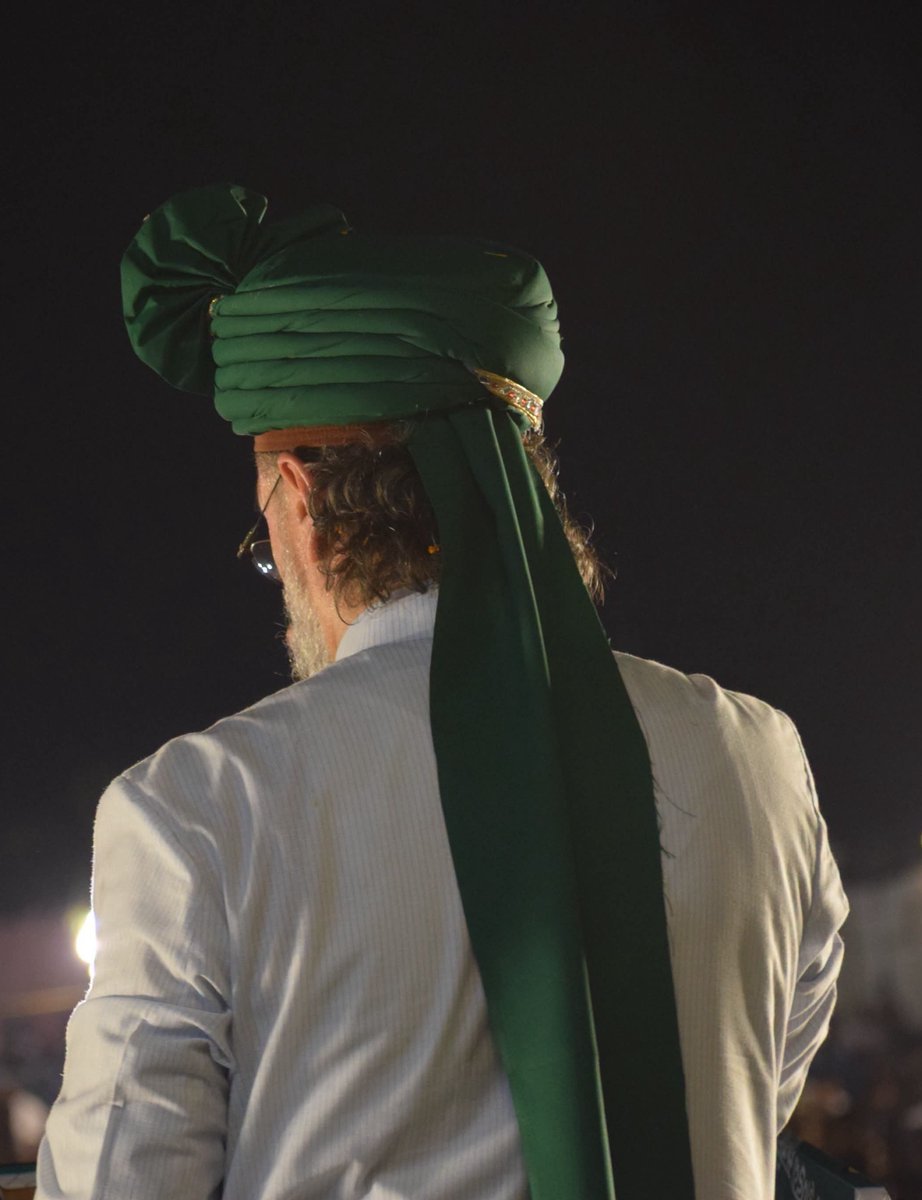 imchdni's tweet photo. कुछ अरसे पहले किसी को लगता था के ये शख्स इंक़लाबी है 

इसकी रगो में लहू नहीं पारह दौड़ रहा है यही है जो हिन्द मुसलमानों की तकदीर बदलेगा इनकी अज़मत रफ्ता को वापस लाएगा 

आपमें से जिस जिस को लगता था या अभी भी लगता है 

बिना तकल्लुफ के बताएं .. https://t.co/w1XBoyV7bu