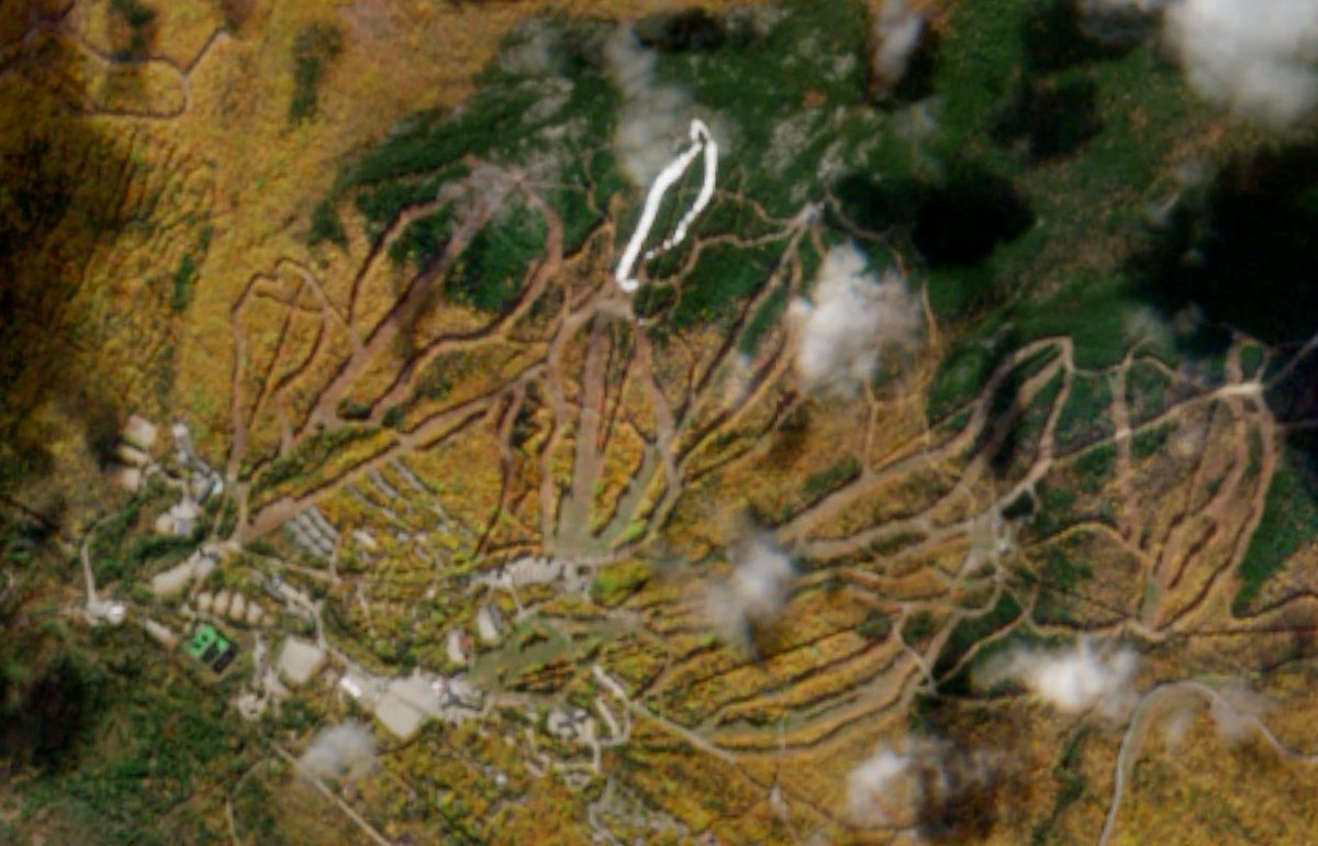 CharlieWGME's tweet photo. I spy snow making @sundayriver  from yesterday's Sentinel 2 satellite image. https://t.co/9Tul8tXOpi