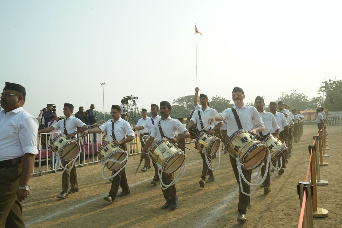RSSorg's tweet photo. A glimpse of the demonstrations held on the occasion of RSS #Vijayadashami at Nagpur. https://t.co/rQX03zHdbo