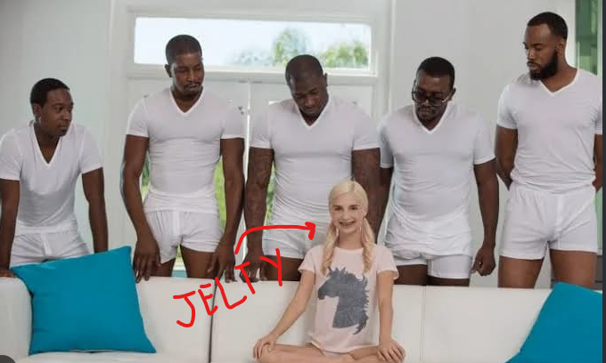 SlickTV_'s tweet photo. Una historia en 3 fotos 🤣🤣 @JeltyTV https://t.co/nteLJzF5e3