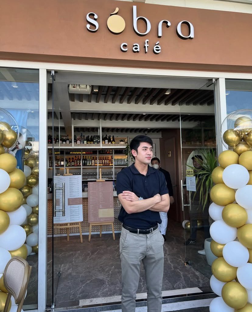 Evelyn39472809's tweet photo. 1- Sobra Café Molito ✅
2- Sobra Café Opus Mall ✅
3- Sobra Café Tomas Morato 
       opening soon 🎉🎉

#DavidLicauco 
#SobraCafé https://t.co/gjAR8QiJ1M
