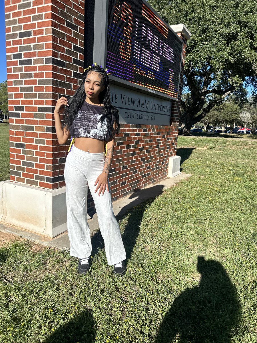 marisbthuggin's tweet photo. took a trip 🐆💜 #pvamu https://t.co/uP3nfleG7q
