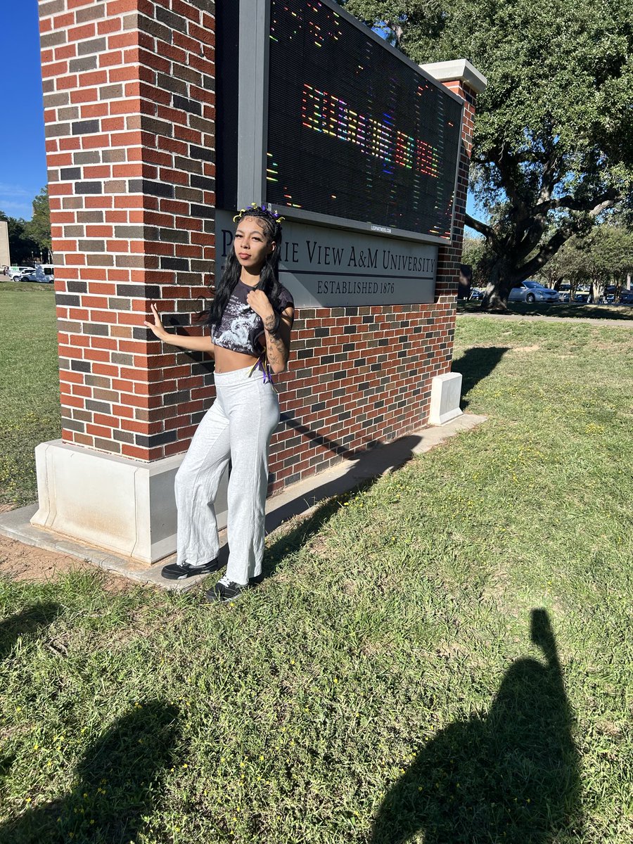 marisbthuggin's tweet photo. took a trip 🐆💜 #pvamu https://t.co/uP3nfleG7q