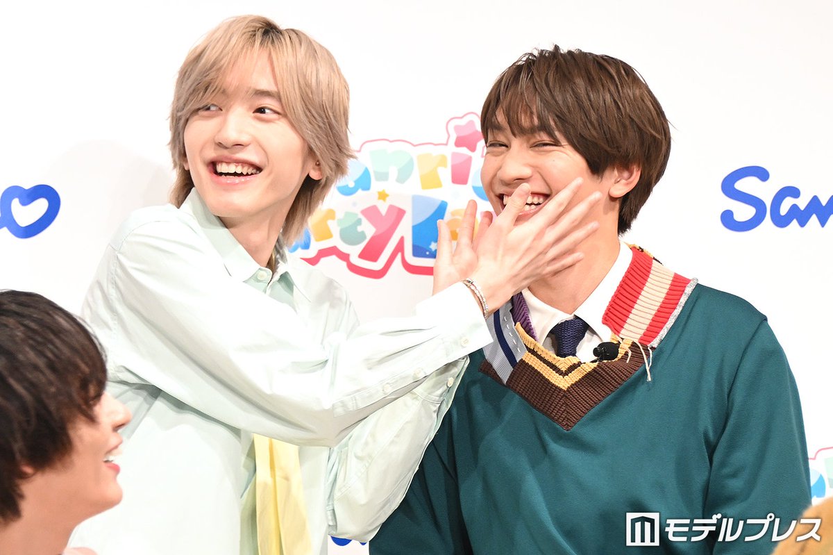 modelpress's tweet photo. なにわ男子「アイドル界のサンリオ」と自信
「サンリオ パーティランド」新CM出演🎉
https://t.co/M9Wge8C68Y

生ハンギョドン？藤原丈一郎を愛でる道枝駿佑
大橋和也は“プリンギャグ”うっかり忘れる🍮

「サンリオ パーティランド」新TVCM発表会🎮
10月29日より全国放映開始❕ https://t.co/RaRxeMP3Ve