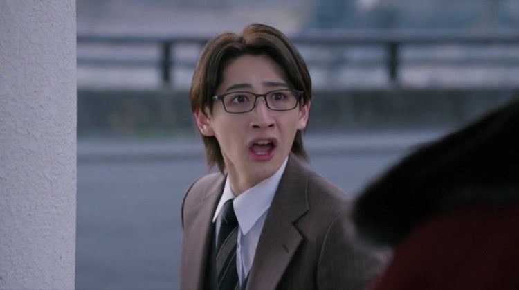 EVFin8855's tweet photo. @poqcorn3 駄目ですよ！最近の仮面ライダーは一般人には変身できないというか負荷がでかいからしんじゃいます！😭 https://t.co/w5FlDOttEl
