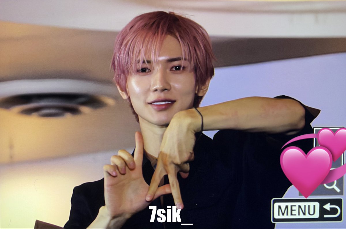 7sik_'s tweet photo. 261019

💞LA is pink💞

#여상 #YEOSANG #에이티즈 #ATEEZ https://t.co/a4OV2DX6uI