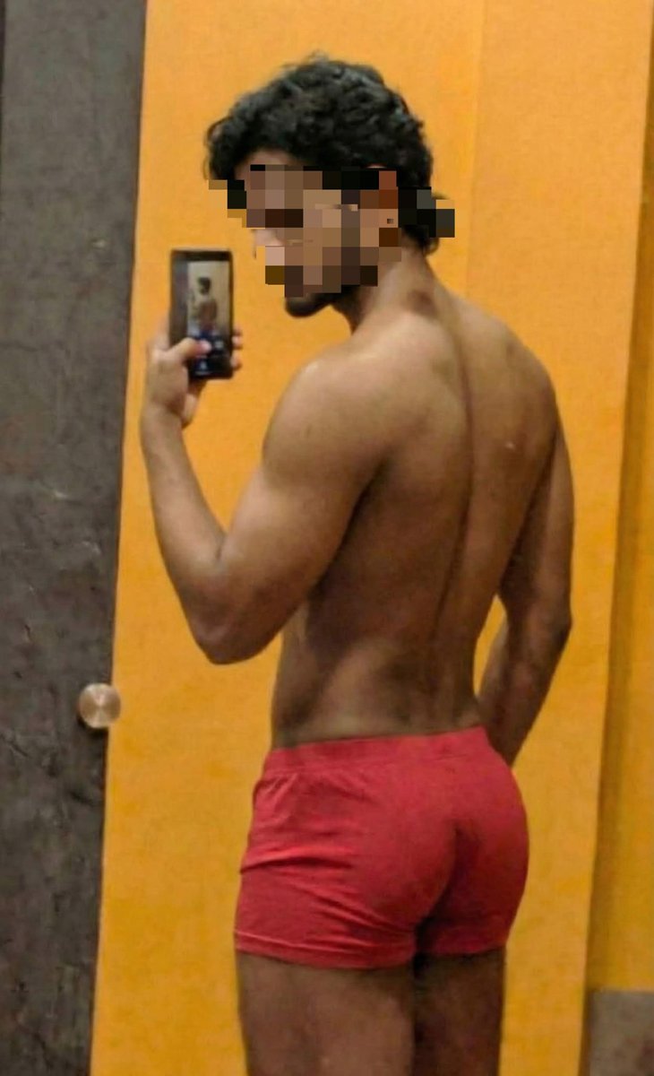 mallumengram's tweet photo. 🕶️ NO NAME. NO INTRODUCTION. JUST THE FACE. 👀🔥

Today's ANONYMOUS FEATURE is here on MalluMenGram.

Recognise him? Keep your guess to yourself… or drop a hint in the replies. 😉🤫

#MalluMen #AnonymousFeature #GuessWho https://t.co/XApl5IuUzV