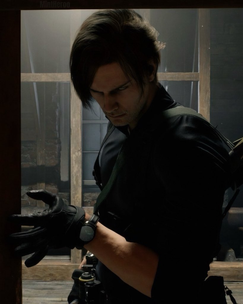NotMintHero's tweet photo. The moment of Leon  opening that closet will always be epic 🔥 https://t.co/q1FTwtfHEl