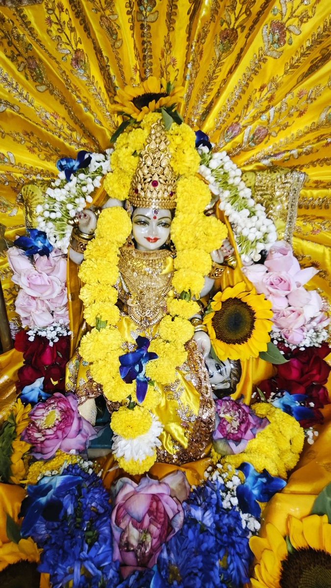 baglamukhipuja's tweet photo. शत्रुओं का नाश और वाणी में बल देने वाली,
माँ बगलामुखी की कृपा से असंभव भी संभव हो जाता है।
जय माँ बगलामुखी! https://t.co/pDwXemLNKm