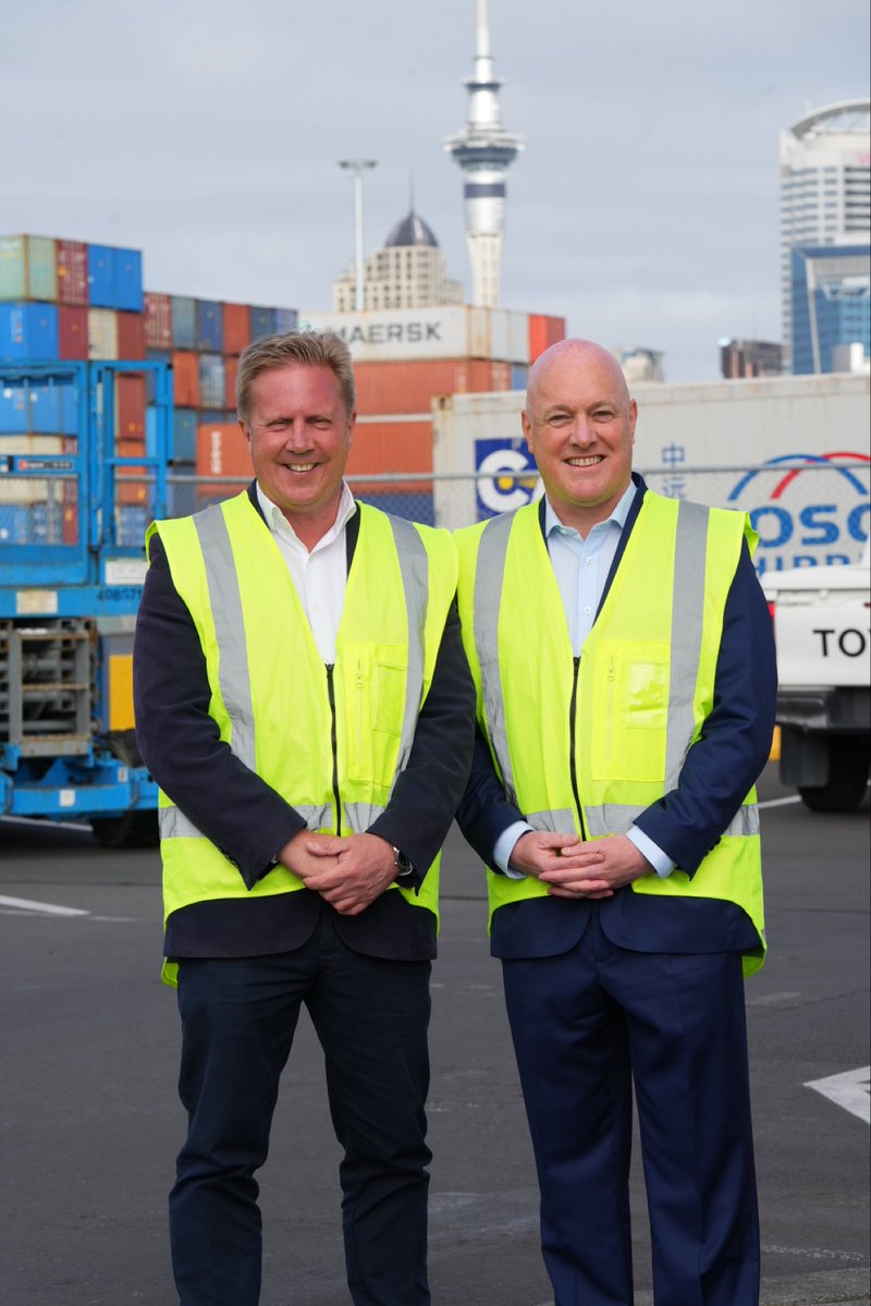 chrisluxonmp's tweet photo. Big day for Kiwi exporters. Our Free Trade Agreement with India is now in force.

That means goods leaving here at the Ports of Auckland can reach one of the world’s fastest-growing economies with lower tariffs.

More orders, more money flowing back into Kiwi communities, more jobs and higher wages for Kiwis. 

Todd McClay and National have done the hard yards to get this deal over the line. It’s exactly why we’ve been hustling on the world stage, getting trade deals done.

Let’s stick with the plan that’s working. Party Vote National.