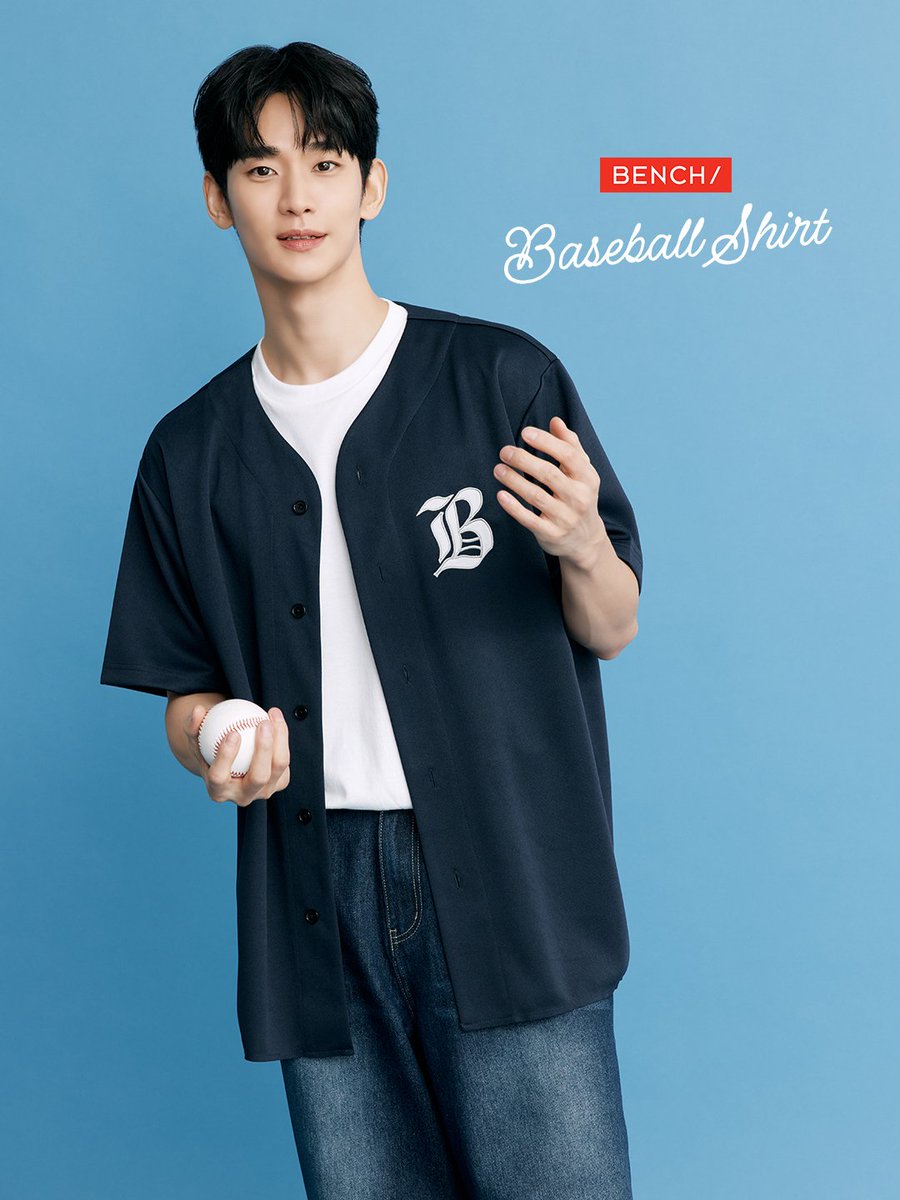 kimfox108's tweet photo. 다음엔 축구공 들고 나오려나?ㅎㅎㅎㅎ
운동=김수맨
김수현=김수맨
아니 못하는게 없잖아~
이래도 설레고 저래도 설레인다
김수현♡

#김수현
#BENCH https://t.co/XIxJdS3e6h