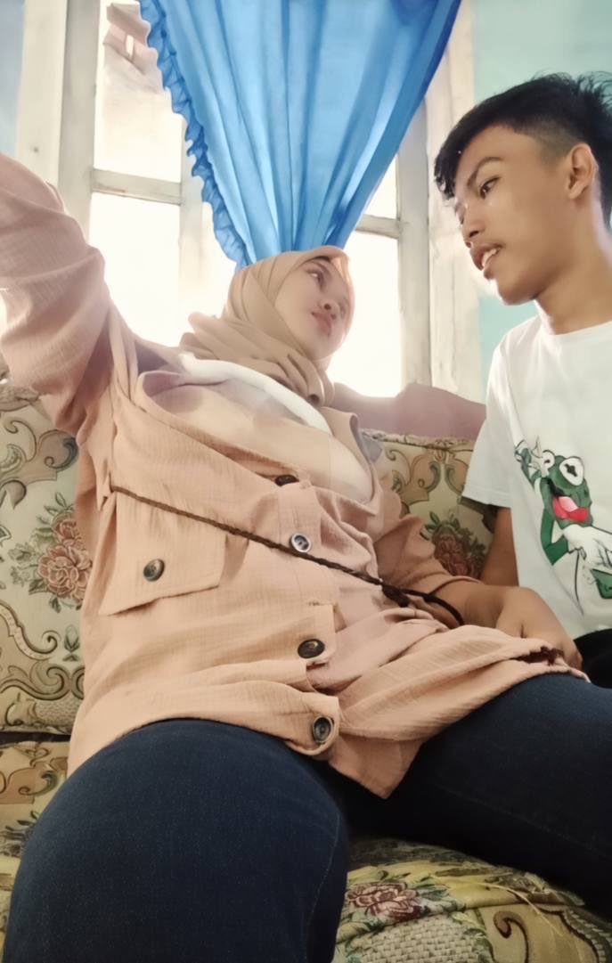 tinyzhy's tweet photo. Apa ini termasuk belajar kelompok?
▶️ https://t.co/cekMEgDvb6 https://t.co/2ZZY8q8hD7