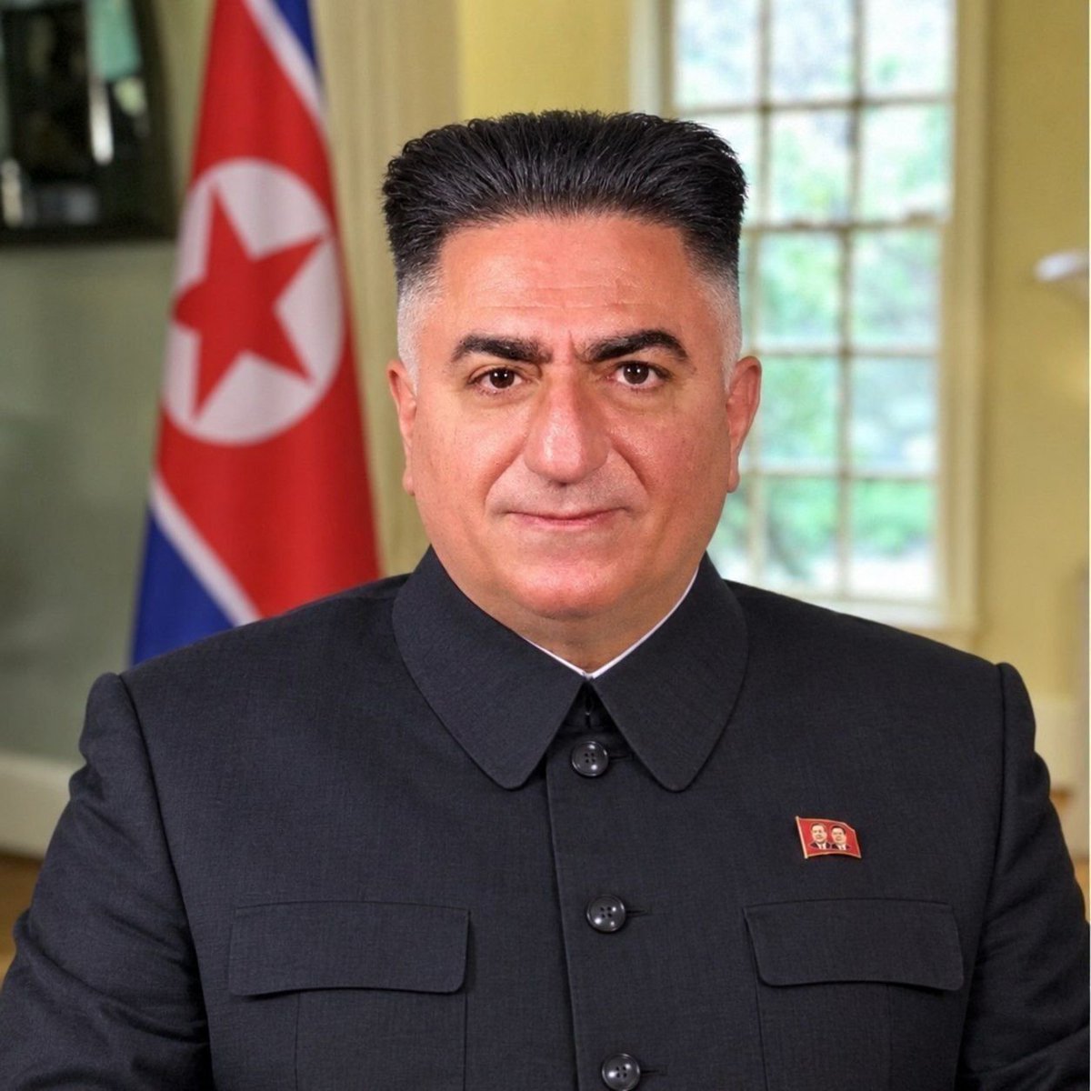 zaribano30's tweet photo. رضا پهلوی برای رهبری دوران گذار کره شمالی اعلام آمادگی کرد
 هنو نمرده دلقک، بزا بمیره بعد دندون تیز کن خاک بر سر😁😂 https://t.co/q8eyrylI6Y