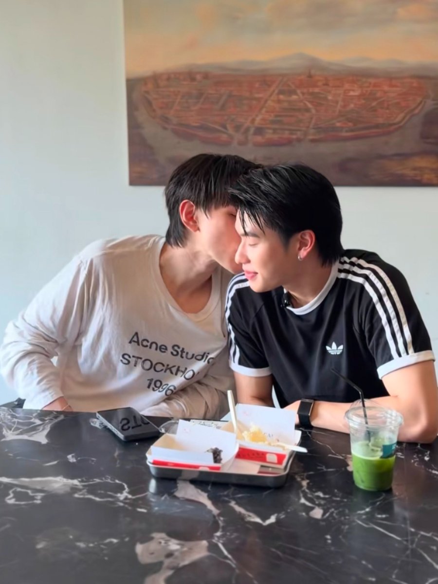 gxlekzz's tweet photo. ดอกผลของความรักที่พตอตั้งใจปลูกวันนั้น วันนี้ดอกผลมันหอมหวานมากจริง  

#ต้าห์อู๋ออฟโรด #DaouOffroad https://t.co/ThaRS77k8m