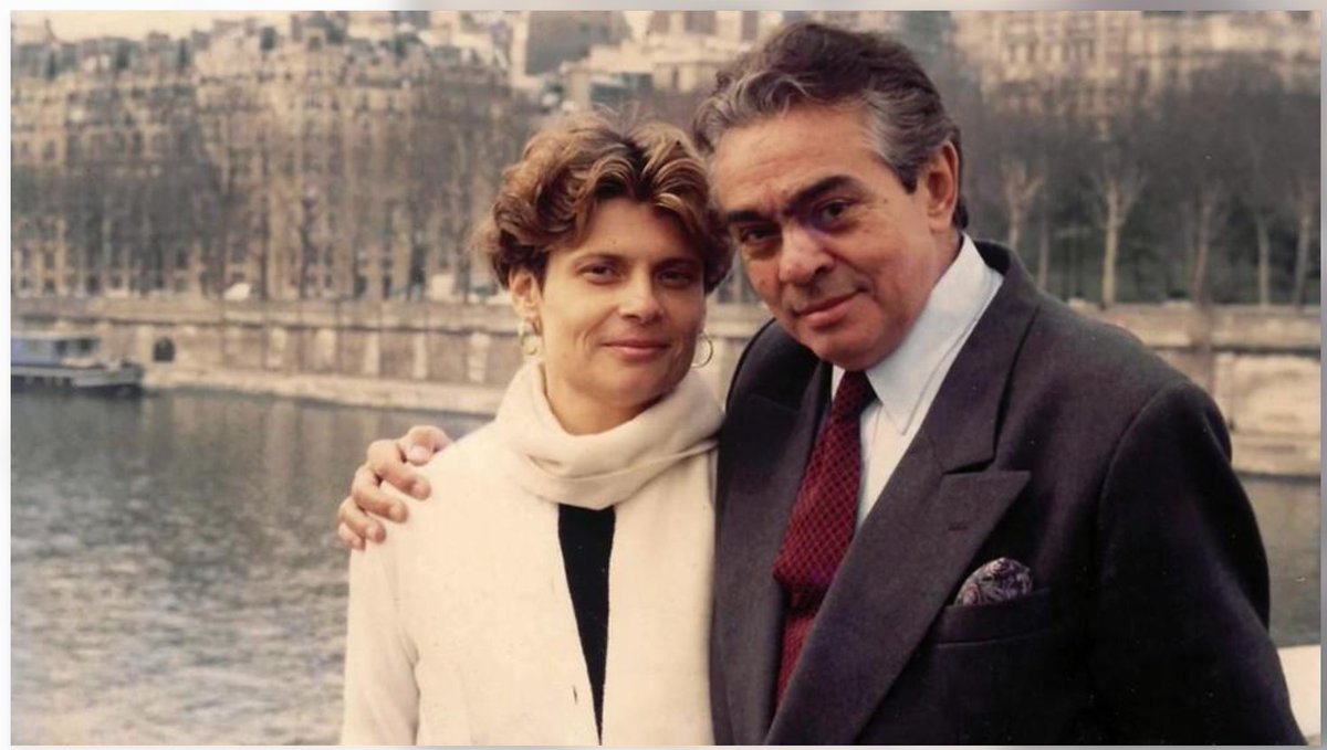 PauloSchiavon2's tweet photo. Curiosidade que pouca gente das novas gerações sabe : Zelia Cardoso de Mello confiscou nossa poupança em 1990 e em 1991 ela se casou com o humorista Chico Anysio. Tiveram um casal de filhos e se mudaram para os USA com as crianças ainda pequenas. Eles se separaram em 1998 . Os filhos moram nos USA até hoje. Esta senhora bela e feliz ao lado do humorista  ferrou com a vida de milhões de brasileiros.