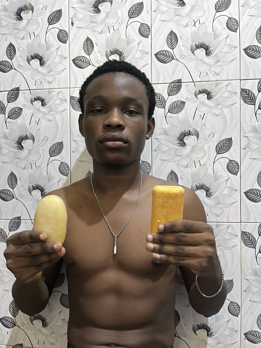 FAITHOVERFvqru's tweet photo. Bro to bro, which one makes you cum faster during soapy: soap or cream? 😭😂💀 https://t.co/ROEnvxv43B