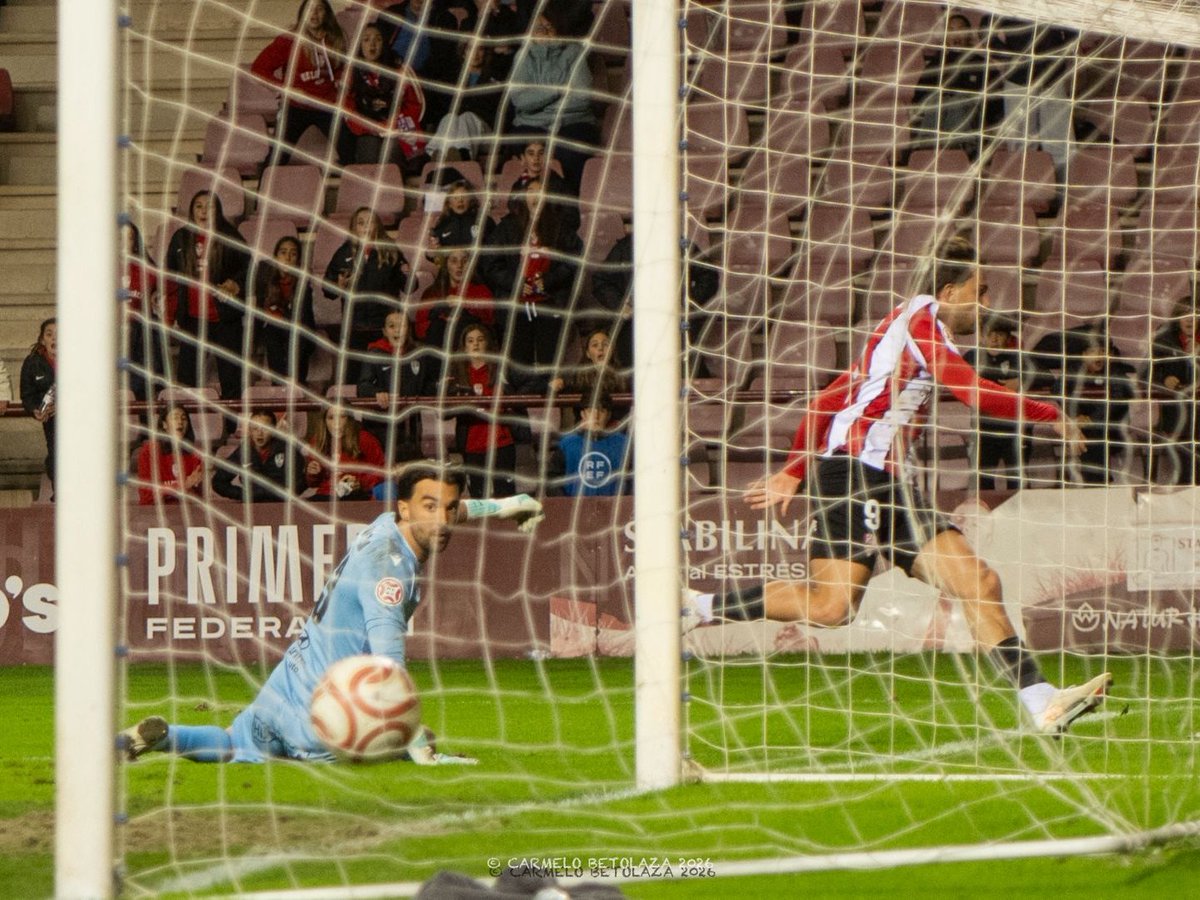 UDLogrones's tweet photo. ⚽ La secuencia completa: golazo. https://t.co/JnOcd38jnA
