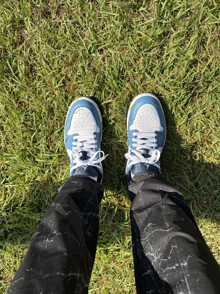 TeamUehara's tweet photo. エアトリpresents 名球会ゴルフ🏌️‍♂️より…

イケおじ鳥谷氏〜からの慎也さん😁

今回のシューズは👟NIKE ‼️ https://t.co/isStZv8DZp