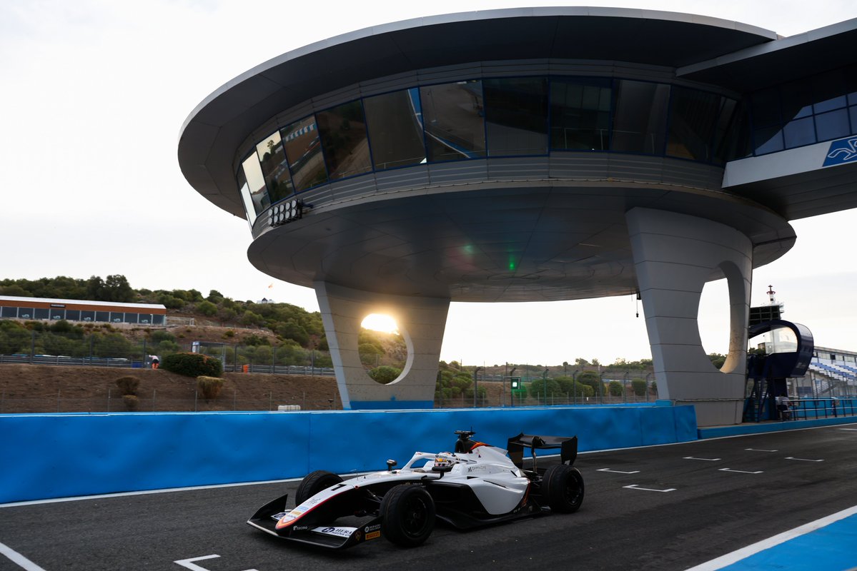 Formula3 tweet picture