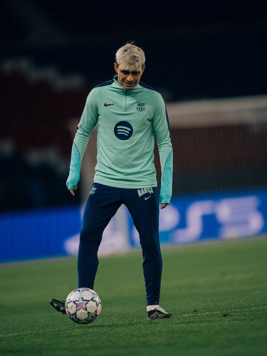 Priyanshufcb's tweet photo. Best Midfielder in the world plays tonight At Parc Des Princes. https://t.co/yE3zpeYhL2