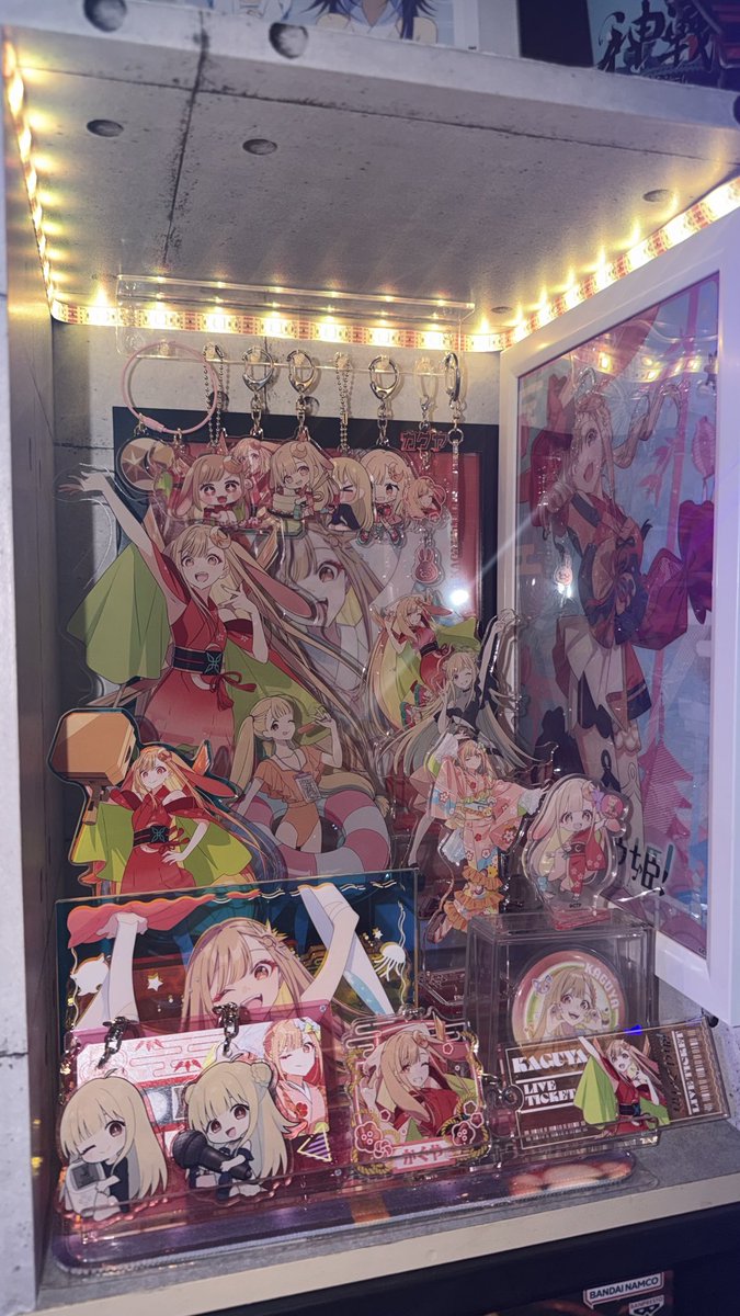 ao168oshi's tweet photo. カラーボックスの中が超可愛くなった！！
めちゃ満足( ¯﹀¯ )まだまだグッズが届くから飾るの大変だ💦でもどう飾るか考えるのも超楽しい〜😊
 #超かぐや姫 
 #超かぐや姫好きと繋がりたい https://t.co/Bjwg1ra5sj