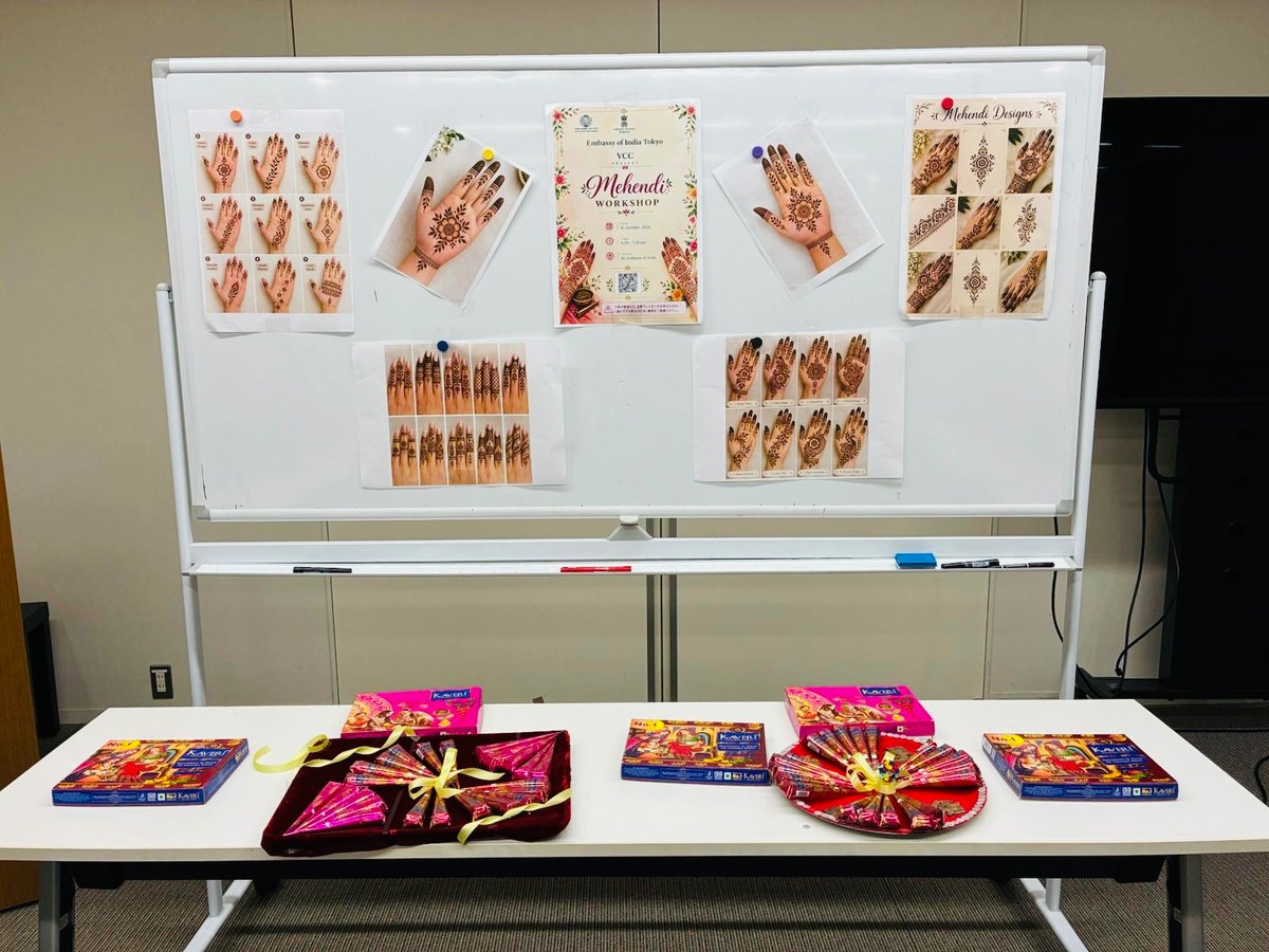 ICCR_Japan's tweet photo. VCCでインドの伝統文化に触れるひととき！🇮🇳

VCC東京のメヘンディ・ワークショップでは、参加者の皆さんがヘナを使った伝統的な模様の描き方を学び、美しいデザインづくりに挑戦しました。

インド文化を楽しく体験する、素敵なひとときとなりました！

#メヘンディ #インド文化 https://t.co/8PCURyiJ94