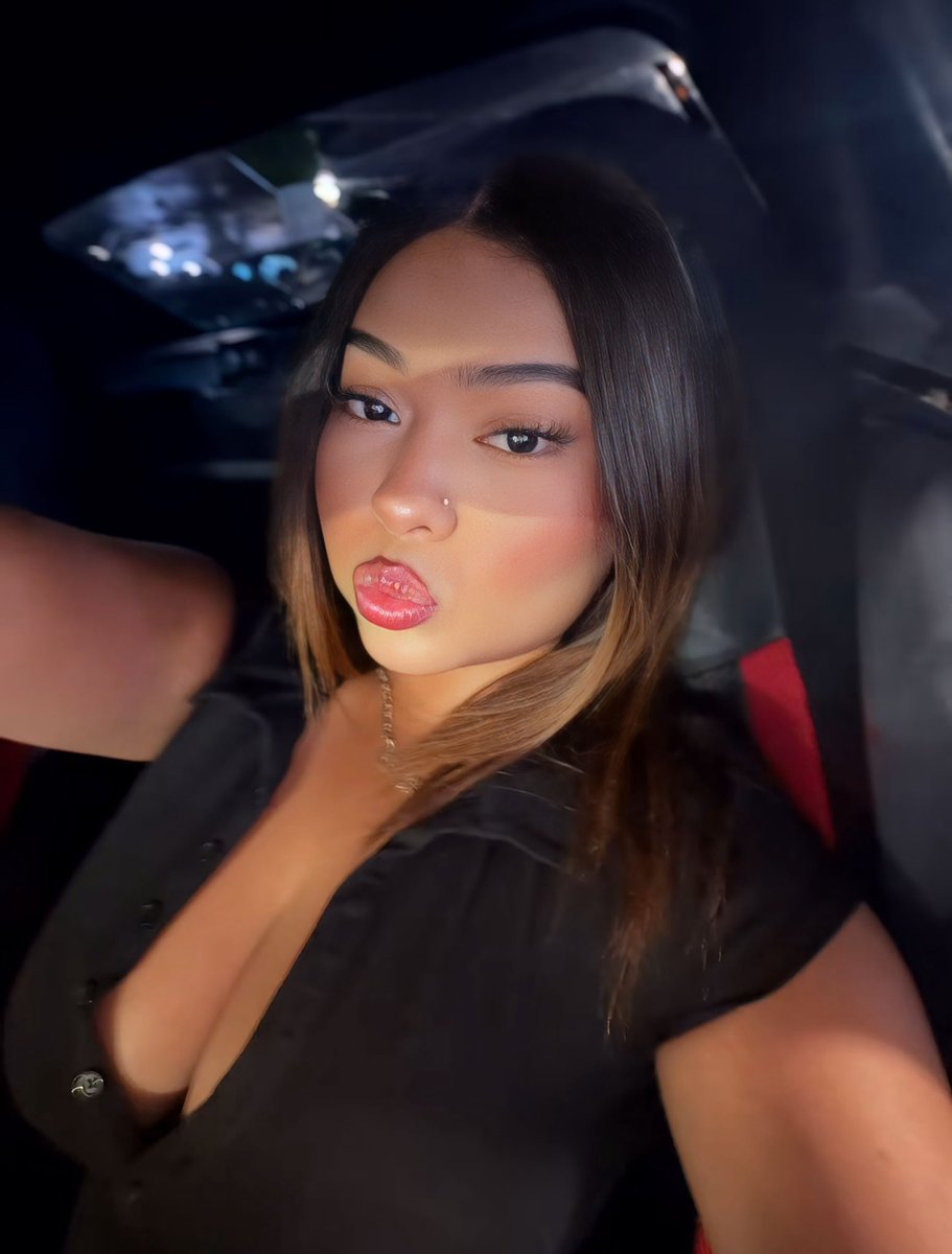 nuttyfacess's tweet photo. latina milkersss 🤤🍈 #tiktokbops #bops https://t.co/CH0IR9Iv2I