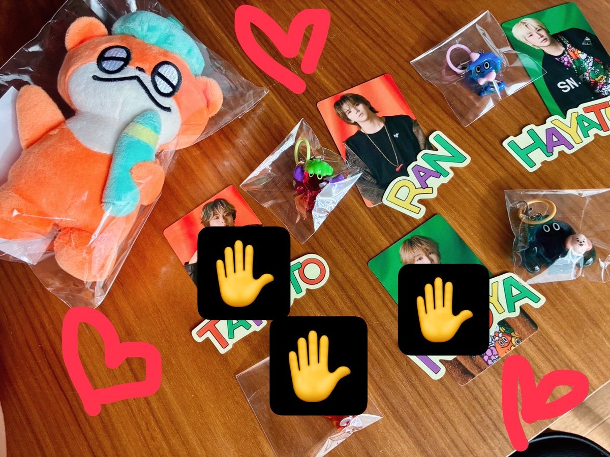 _mutOshi_'s tweet photo. 交換お願いします🙇‍♀️
たっくんの同種と交換希望です。

ぷりぷりチャーム
→RAN、SEITO、HAYATO
フォトカ
→RAN、HAYATO
ICステッカー
→NAOYA、RYUKI、HAYATO

札幌ファンミ後手渡し優先
FFさんだとなお良いです🙆‍♀️
郵送もご相談ください✉️✨

#MAZZEL交換 https://t.co/KXcr0upBFP