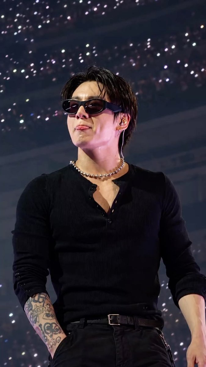 Jungkook283555's tweet photo. Listen to this: taking off your clothes is something anyone would do if they were just looking for pleasure, but there needs to be someone to take away your fears. That someone heals wounds they didn't cause, that they mend a broken heart they didn't break—not just anyone can do that; it's the right person who loves you just as you are, without waiting for you to undress.  He loves you because he sees your heart, not what you can give him. He loves you for the simple reason that you are beautiful at heart.

Good evening my army of warriors, I hope you had an amazing weekend, that you rested a lot, and that you have a pleasant start to the week. It's getting a bit late now, I'll come.  I'll reply tomorrow. I apologize, have sweet dreams and rest well. See you tomorrow.