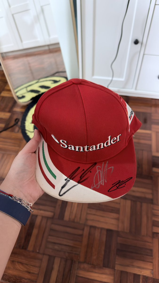 teandkimi's tweet photo. My signed Kimi and Seb cap from 2016 is yellowing. 😭🫠🥺 https://t.co/LWSADLysNW