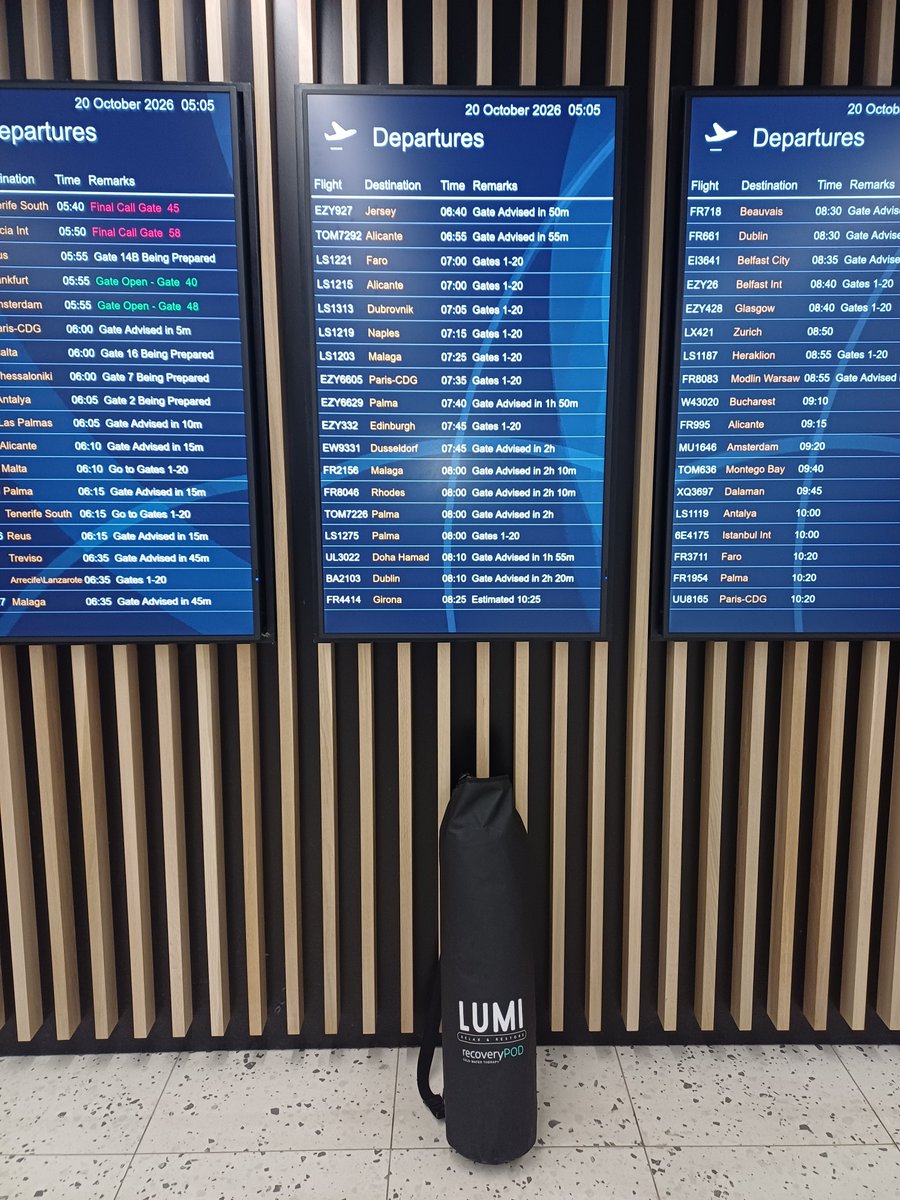 GorillaManFitn1's tweet photo. ๐งโ๏ธ Loving my Lumi Therapy Travel Bag as we head off on holiday! โ๏ธ๐
#LumiTherapy #IceBath #ColdWaterTherapy #StayInRoutine #ConsistencyIsKey #RecoveryRoutine #SelfCare #WellnessJourney #StayMotivated #HolidayReady #RecoveryOnTheGo #HealthyHabits https://t.co/jifhpTBXdf