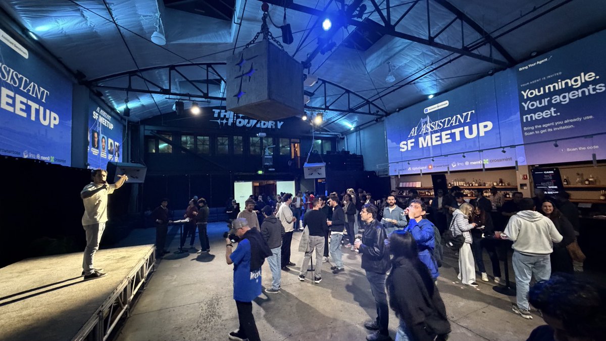 msg's tweet photo. Shout out to @marissamayer for having the clearest agent pitch for @itsdazzleai at @DavidPawlan’s ai assistant event https://t.co/xBHuSsu2HW