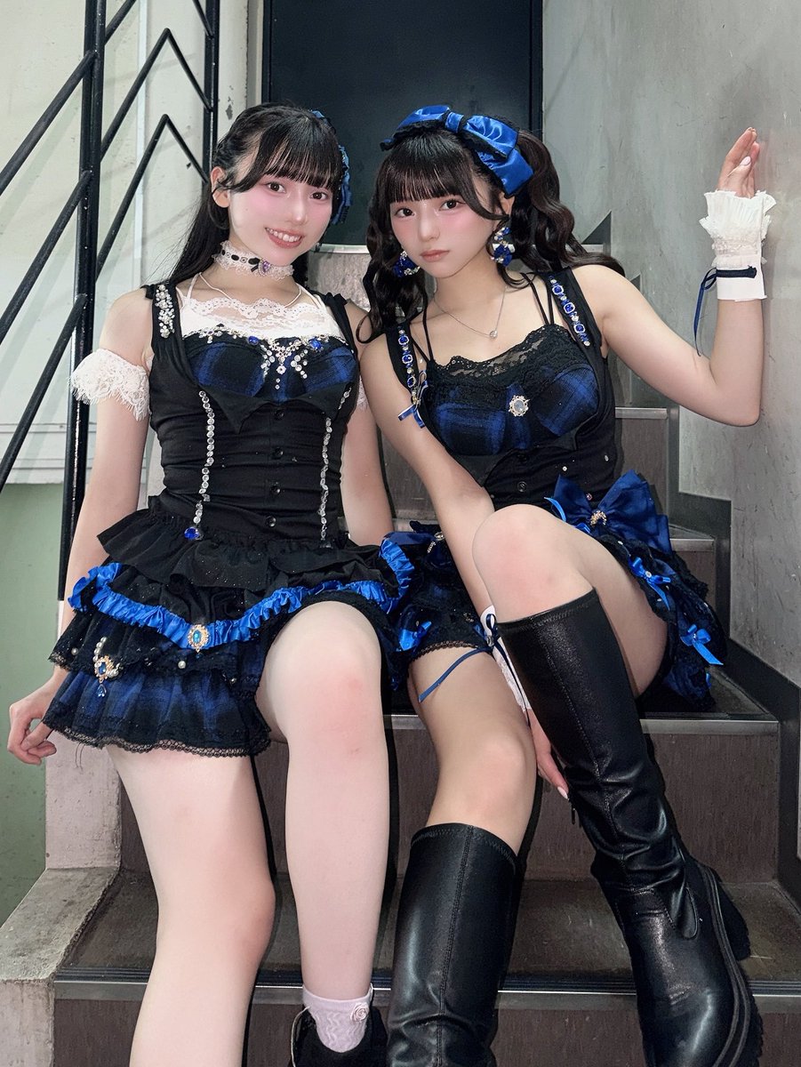 himeno_yumeno's tweet photo. #限界突破感謝TOUR 2026 -FINAL-
東京、愛知、大阪、そしてラスト東京
初めてのツアーとても楽しかったです♡
一緒に全通してくれた🐑🐕さんもいて
嬉しいなぁ♪皆さんの支えで無事完走する事ができました。

もう芸能は目指さないって諦めていたのに、お姉ちゃんに誘ってもらえて#Mooove!に加入させてもらえた前回のツアーファイナルから10ヶ月、
札幌に居た時は想像出来ない輝きと愛溢れる場所をありがとうございました！
そして、なーたんはサポメンとしての活動終了。ななみんは新メンバー加入。
なほちはラストツアーファイナル。
この８人で過ごせる最後の時間を噛み締めて楽しんで、良き時間を一緒に作ってくれた皆さん有難うございました。
来年は、札幌でもツアーやりたいな♪
ツアファイ特別衣装、新曲も如何でしたかー？！沢山感想教えてね♡♡
デビューしてから離れちゃった方にもお会いできて歴史を感じで考え深い一日になりました。