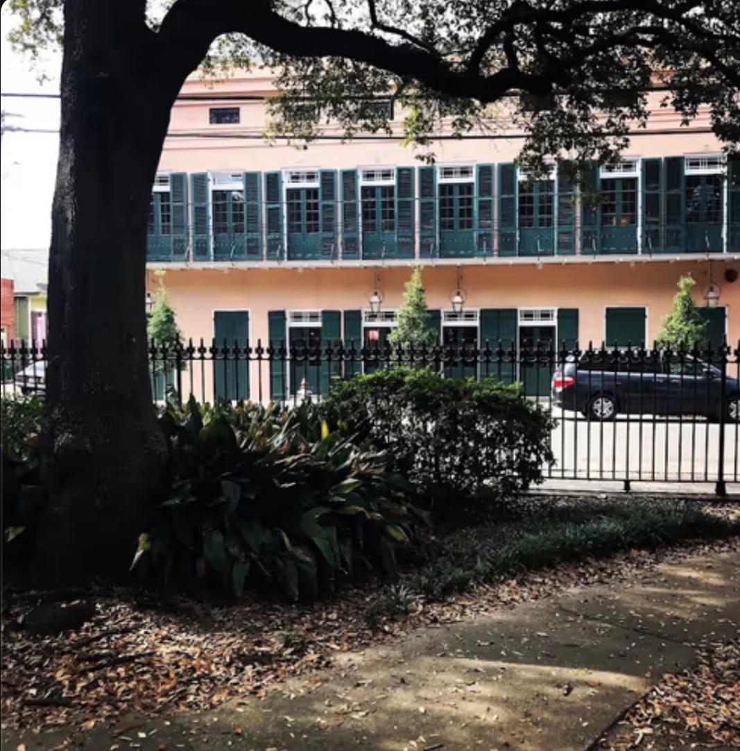 hugh_stiel's tweet photo. Location location Location 
700 Frenchmen Street 
Hotel Bar and Gallery . 
Looking for management company, buyer or leasee. 
9548012601  Jazz  Art and blues history . https://t.co/LH8OdfsFcO