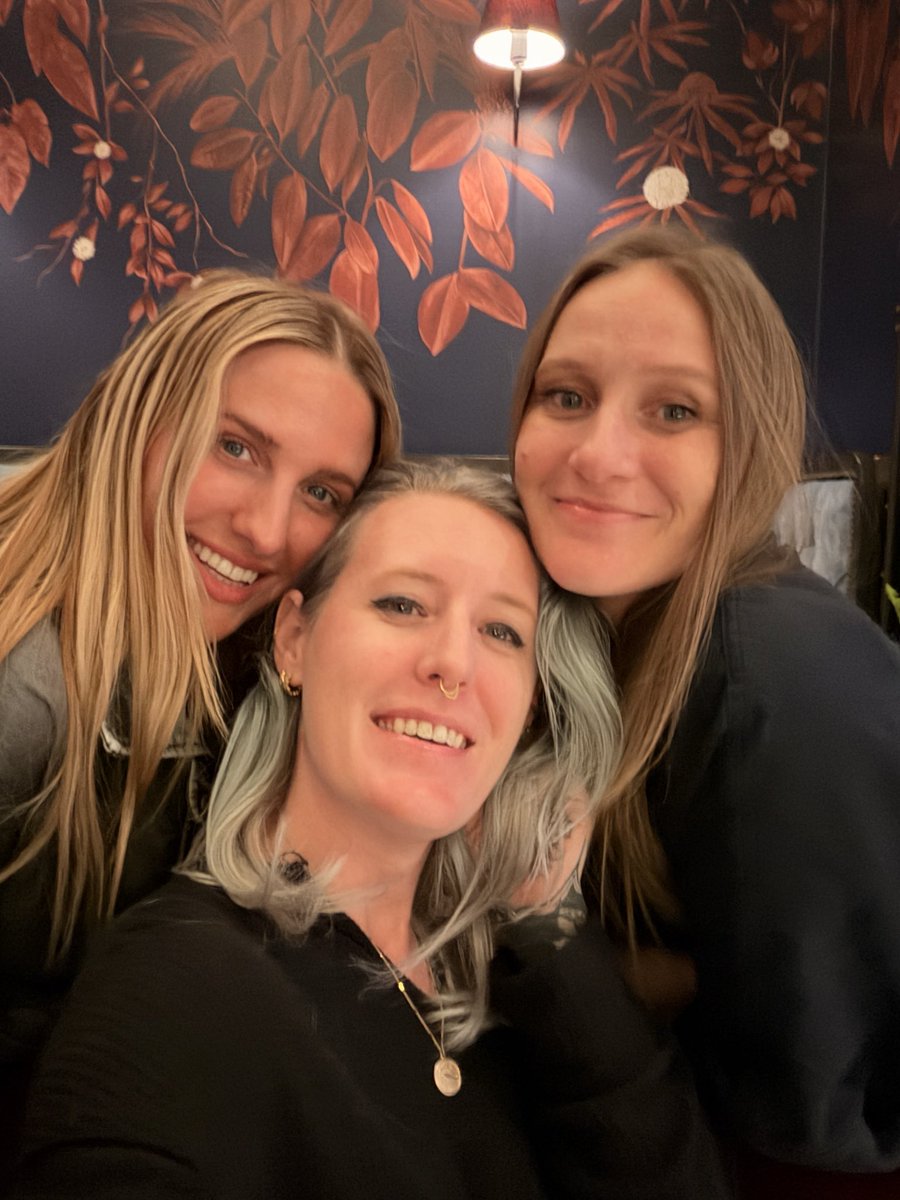 Beccalytics's tweet photo. 2 more girls in SF ❤️ https://t.co/JVyGn1yqsJ