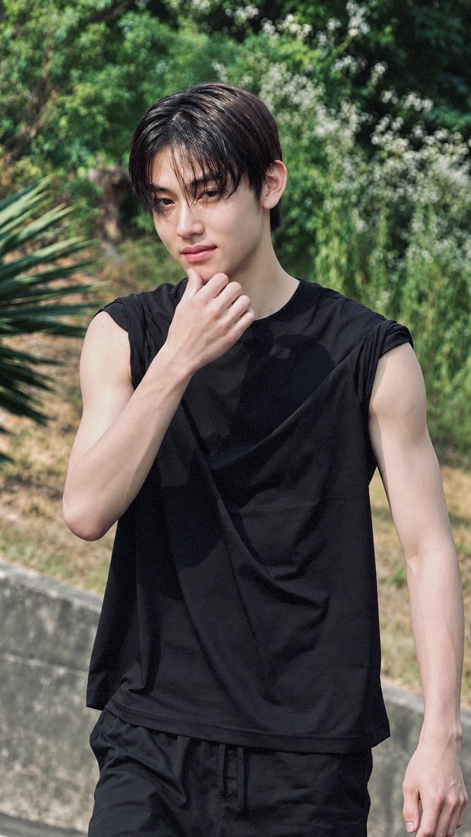 seonghyeonpics's tweet photo. NASBSHWJHWAHHAHAIWKABASVS
EOM SEONGHYEON??????

#SEONGHYEON #성현 https://t.co/Lo2ZjysyhH