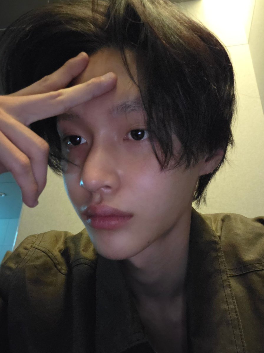 riizetalk's tweet photo. 🎸💭 • 261020
[1:54 PM KST] https://t.co/uuIJCR2k1K