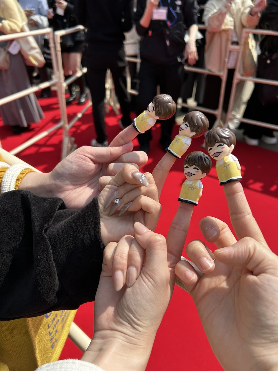 ma_k_0701's tweet photo. またまた可愛いお顔のけんとくん🤭💛
あ〜、セレモニー楽しかったな〜と思い出に浸る🥺信じられない整番引き当て、過去一の距離で謙杜くん見れて、はじめましての長尾担でわーきゃー楽しんで、またあんな楽しい現場欲しい🥺これもけんとくんの頑張りあってのことなのよね、ありがとう🥺 https://t.co/yXscqMBAaB