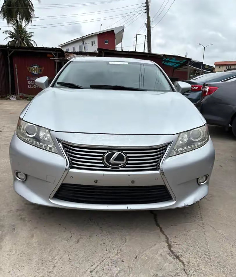 teefresh2000's tweet photo. I need one Lexus car🚘from big top celebrity @davido  @TheChiefMK https://t.co/FYltJ5Wdqg